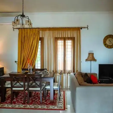 ελια House Gatzea *
